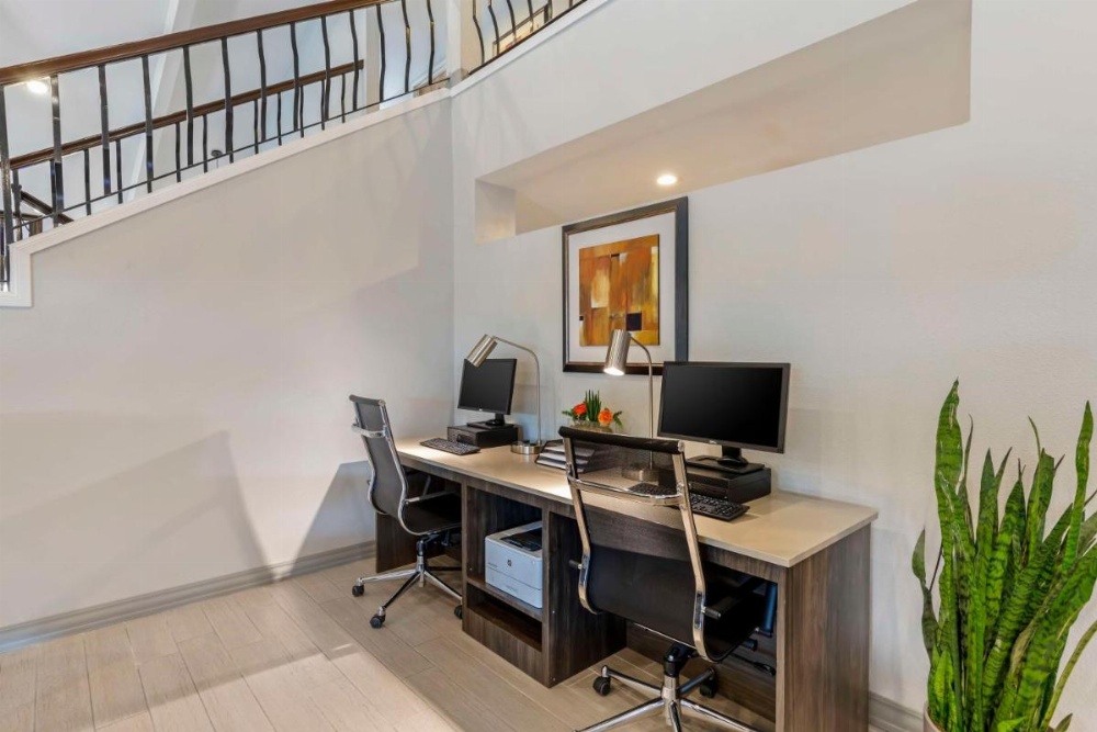 Best Western Plus Executive Inn Image 22