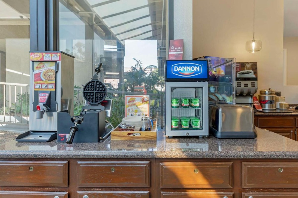 Best Western Plus Executive Inn Image 26