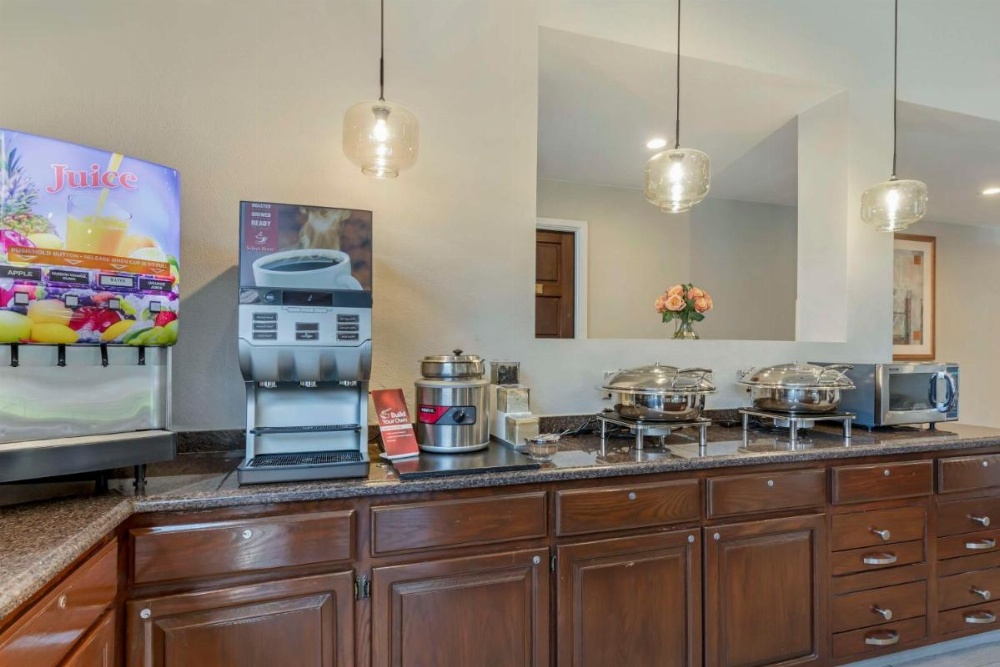 Best Western Plus Executive Inn Image 27
