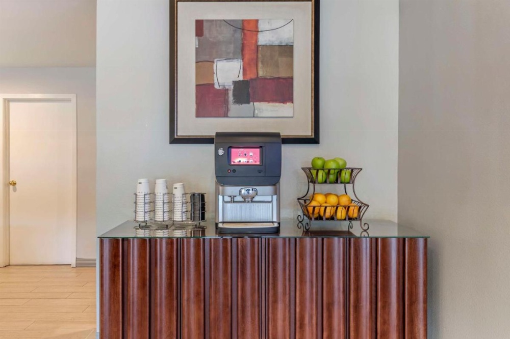 Best Western Plus Executive Inn Image 29