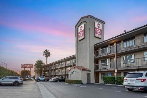 Best Western Plus Executive Inn image 44